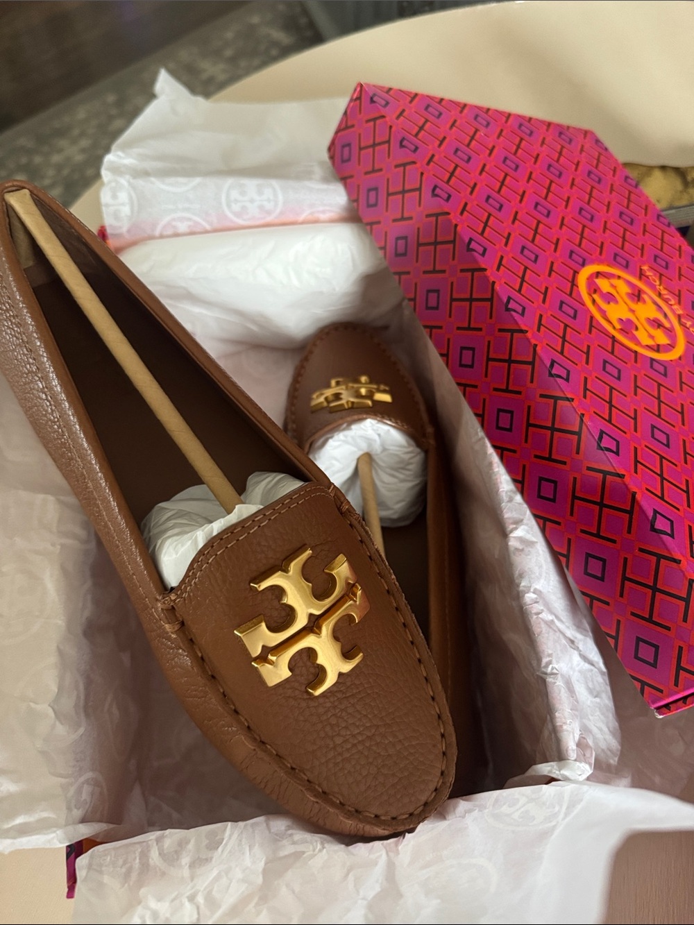 Tory Burch Everly Driver Tumbled Brown Leather Loafers with Gold Logo Hardware